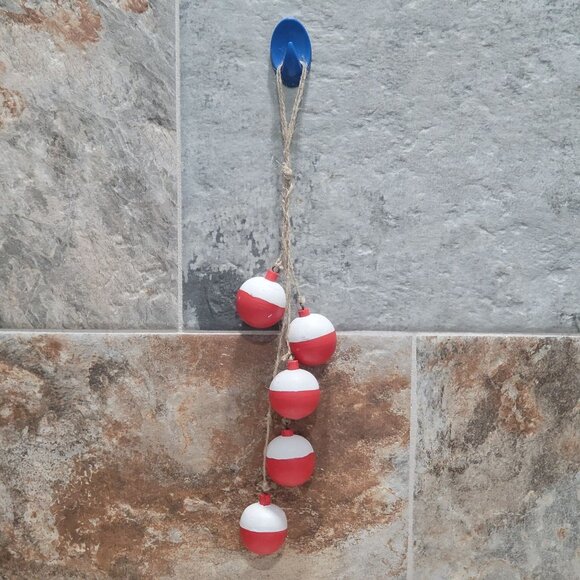 5 Wood Bobbers On Jute Rope Distressed Red & White Fish Net Floats Decor - Picture 1 of 7